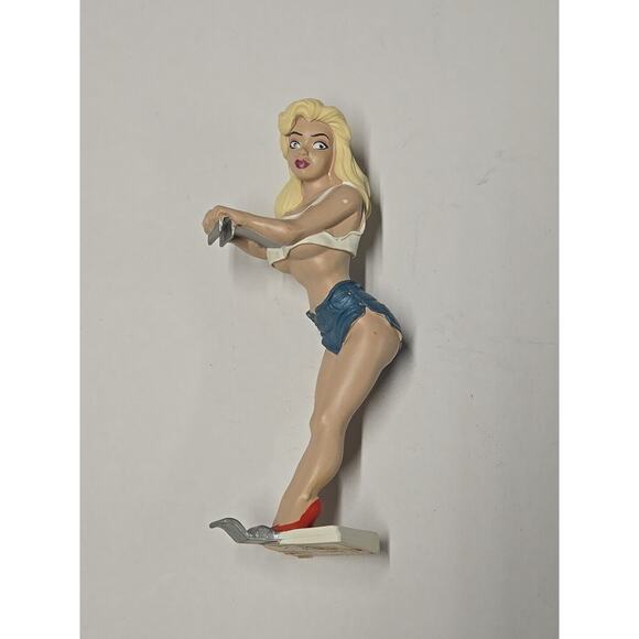 VINTAGE Bottoms Up R. Demars for Ganz Beer/Soda Can Holder Pin Up Figure - Picture 1 of 8